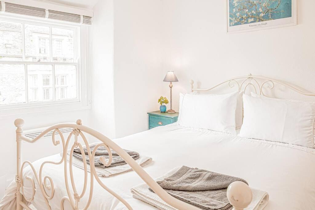 Light And Central Apartment Above Knead Bakery Τέτμπουρι Εξωτερικό φωτογραφία